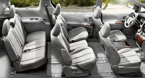 Cho thue xe tu lai Toyota Sienna 7 cho-1