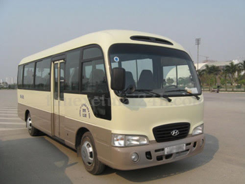 Cho Thue Xe Co Lai Huyndai County 24 Cho